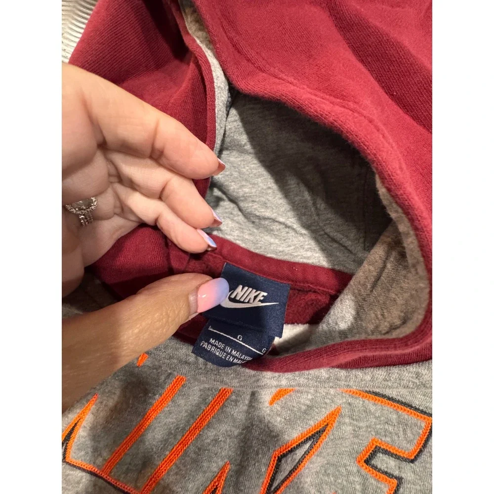 Nike Kids Pullover Hoodie Maroon Gray Colorblock Logo Sweatshirt Size Large L